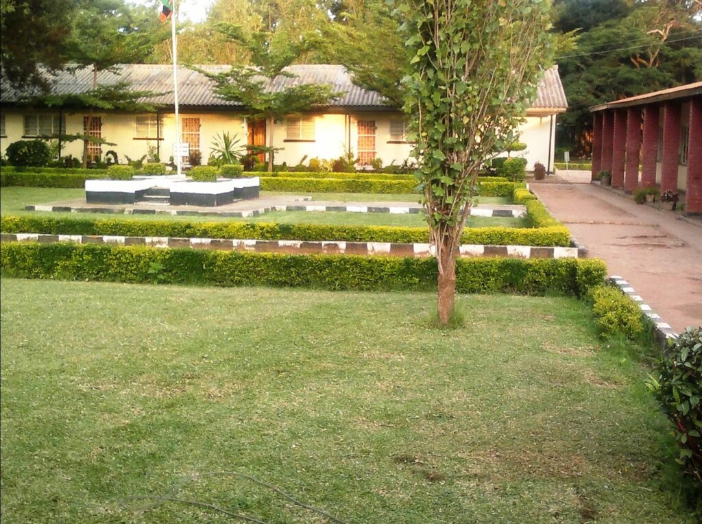 home16